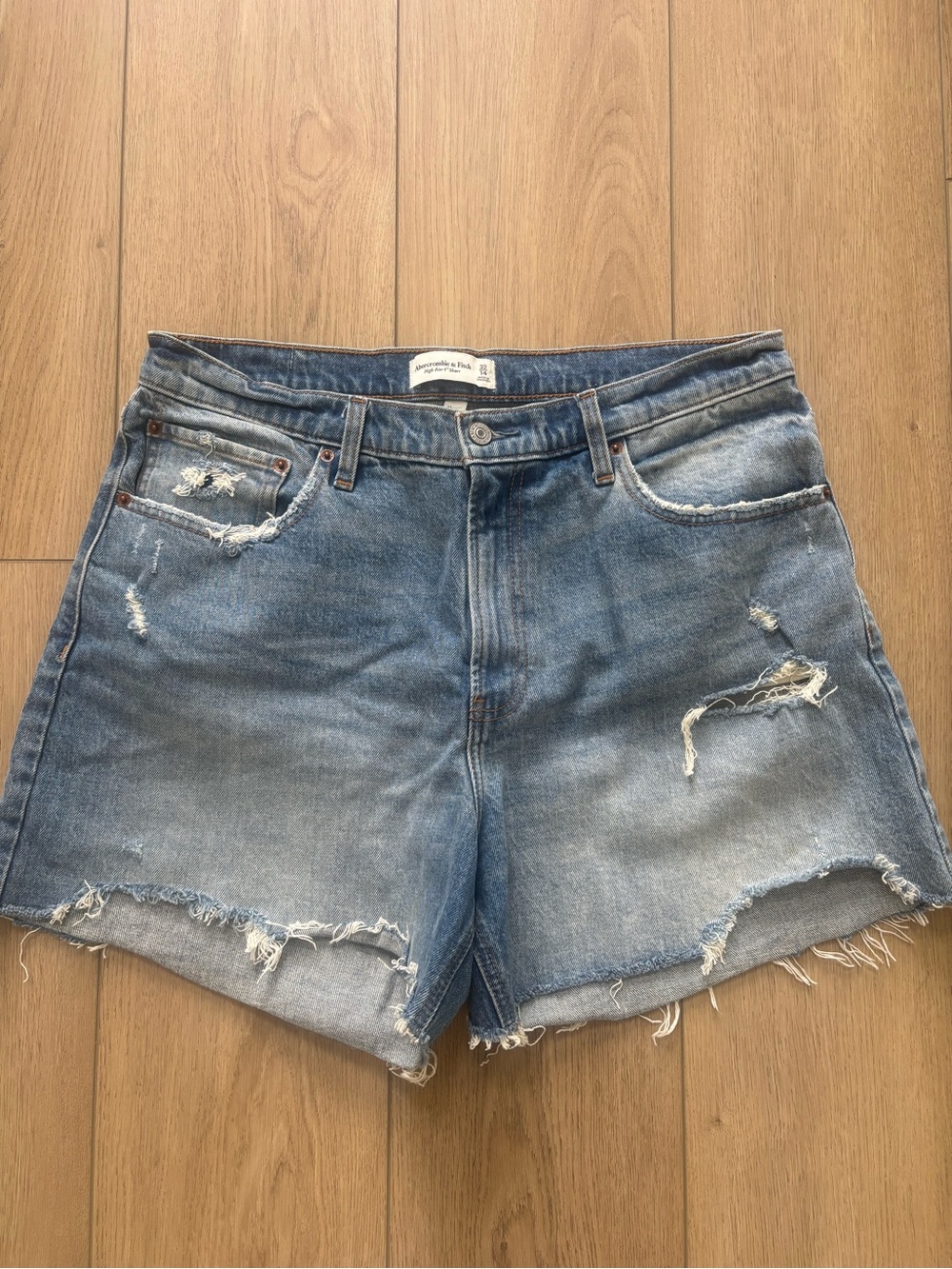 Abercrombie Curve Love High Rise 4inch Women’s Shorts